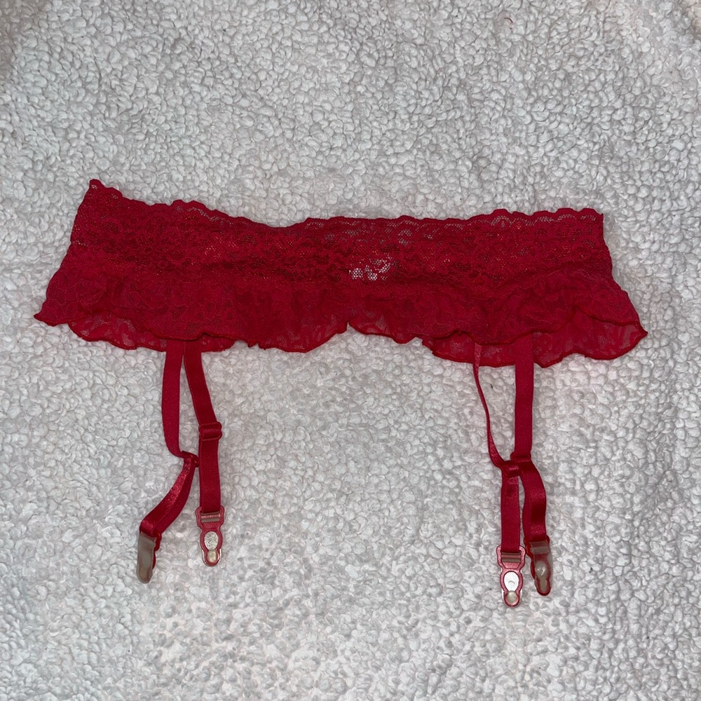 Victoria’s Secret garter belt